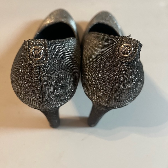 Michael Michael Kors Silver Glitter Heels Sz 7.5 Women’s Designer Heels - Picture 10 of 12